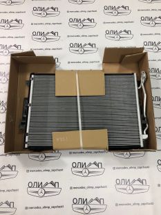 Радиатор кондиционера на Mercedes W221 Радиатор кондиционера на Mercedes W221